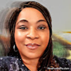 Meet your Posher, Gloria